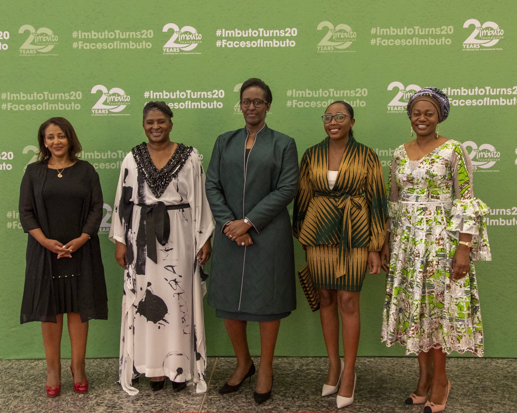 FFNl8FzXwAoNGmb.jpg-large